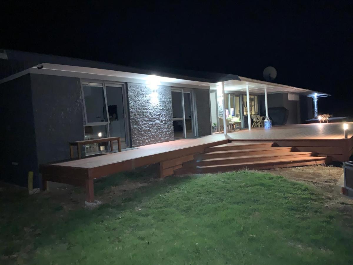 B&B At Whitbourne Otorohanga Bagian luar foto